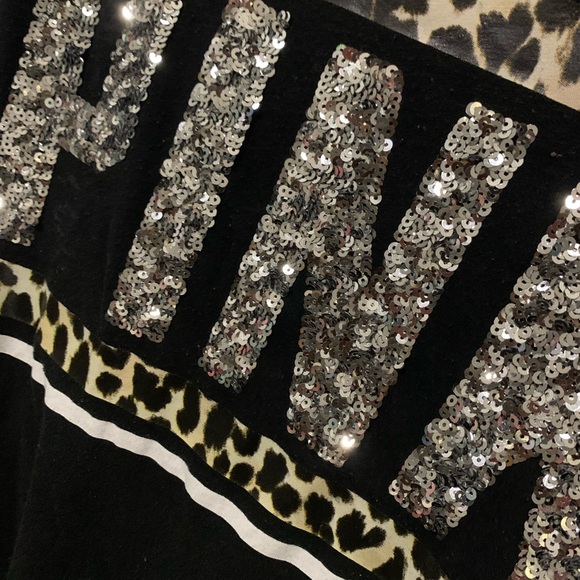 VS PINK Cheetah bling logo long sleeve - Picture 2 of 3
